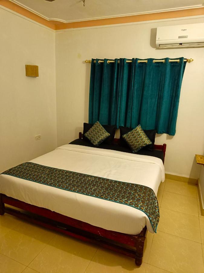 Coco Teros Resort Mandrem Exterior foto